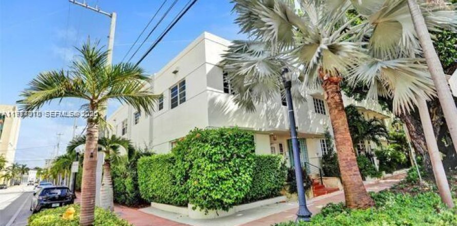 Studio à Condo à Miami Beach, Floride  № 2033694