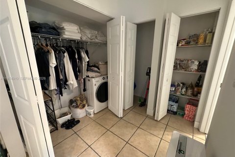 Condominio en venta en Miami Beach, Florida, 41.81 m2 № 2033694 - foto 19