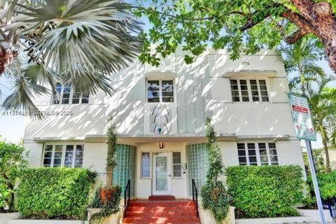 Copropriété à vendre à Miami Beach, Floride: 41.81 m2 № 2033694 - photo 6