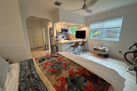 Condominio en venta en Miami Beach, Florida, 41.81 m2 № 2033694 - foto 16