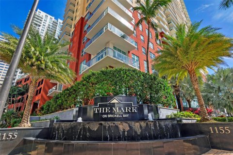 Condo in Miami, Florida, 2 bedrooms  № 1974696