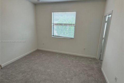 Adosado en alquiler en Miami, Florida, 3 dormitorios, 122.63 m2 № 1929948 - foto 9