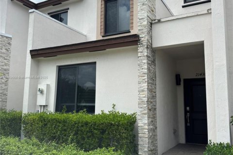 Adosado en alquiler en Miami, Florida, 3 dormitorios, 122.63 m2 № 1929948 - foto 1