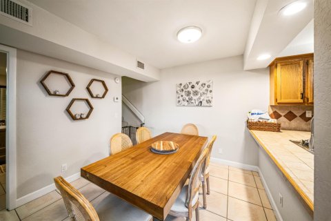 Touwnhouse à vendre à West Palm Beach, Floride: 2 chambres, 113.15 m2 № 2426213 - photo 16