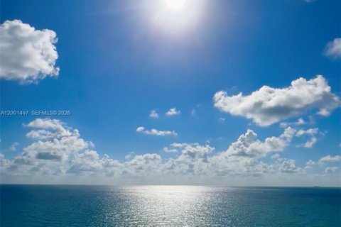 Condominio en alquiler en Miami Beach, Florida, 3 dormitorios, 163.6 m2 № 2170253 - foto 17