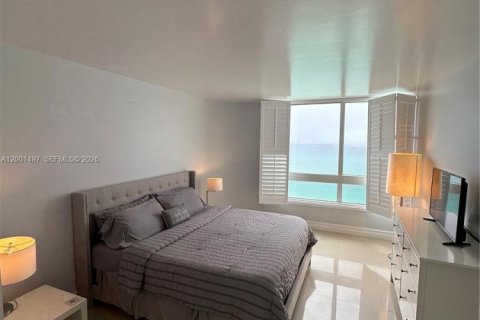 Condominio en alquiler en Miami Beach, Florida, 3 dormitorios, 163.6 m2 № 2170253 - foto 9