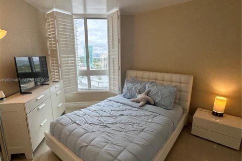 Condominio en alquiler en Miami Beach, Florida, 3 dormitorios, 163.6 m2 № 2170253 - foto 13