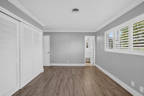 Villa ou maison à louer à Deerfield Beach, Floride: 4 chambres, 148.64 m2 № 2411962 - photo 14