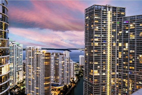 Condominio en venta en Miami, Florida, 2 dormitorios, 142.98 m2 № 1978396 - foto 24