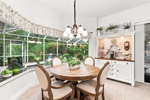 House in Arcadia, Florida 3 bedrooms, 206.99 sq.m. № 2341563 - photo 13