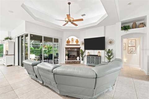 House in Arcadia, Florida 3 bedrooms, 206.99 sq.m. № 2341563 - photo 10