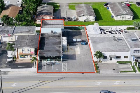 Commercial property in Hollywood, Florida № 1950720 - photo 25