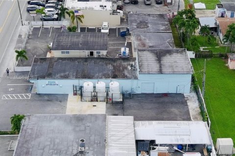Commercial property in Hollywood, Florida № 1950720 - photo 21