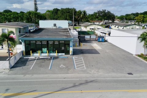 Commercial property in Hollywood, Florida № 1950720 - photo 24