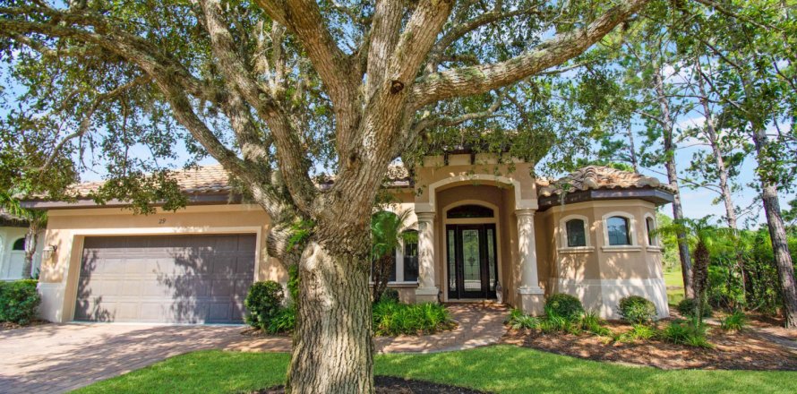 House in Palm Coast, Florida 3 bedrooms, 174.75 sq.m. № 767736