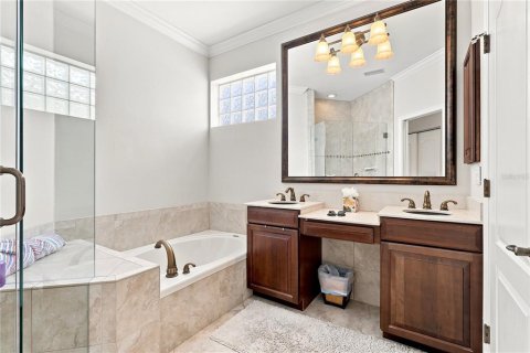 Villa ou maison à vendre à Sarasota, Floride: 2 chambres, 156.91 m2 № 2349598 - photo 19