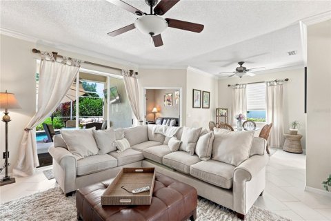 Villa ou maison à vendre à Sarasota, Floride: 2 chambres, 156.91 m2 № 2349598 - photo 6