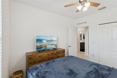 Villa ou maison à vendre à Poinciana, Floride: 4 chambres, 174.1 m2 № 2408772 - photo 14