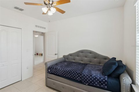 Villa ou maison à vendre à Poinciana, Floride: 4 chambres, 174.1 m2 № 2408772 - photo 17