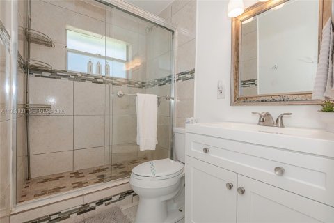 Купить коммерческую недвижимость в Холливуд, Флорида 154.4м2, № 2049496 - фото 15