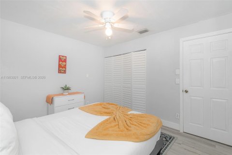 Купить коммерческую недвижимость в Холливуд, Флорида 154.4м2, № 2049496 - фото 22