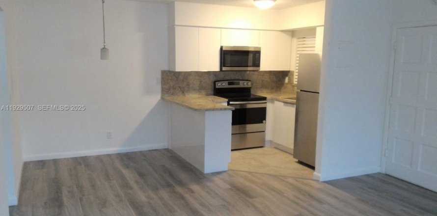 Condo à North Miami, Floride, 1 chambre № 1987660