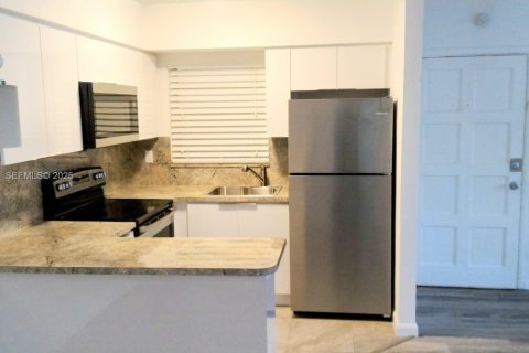 Copropriété à vendre à North Miami, Floride: 1 chambre, 57.23 m2 № 1987660 - photo 5