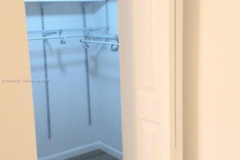 Copropriété à vendre à North Miami, Floride: 1 chambre, 57.23 m2 № 1987660 - photo 4