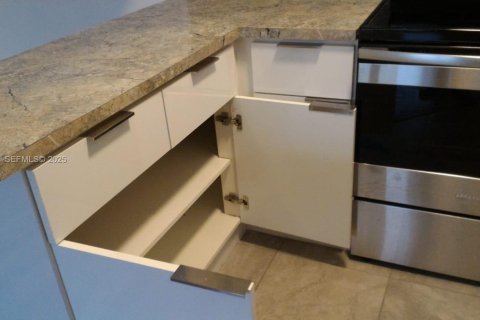 Copropriété à vendre à North Miami, Floride: 1 chambre, 57.23 m2 № 1987660 - photo 3