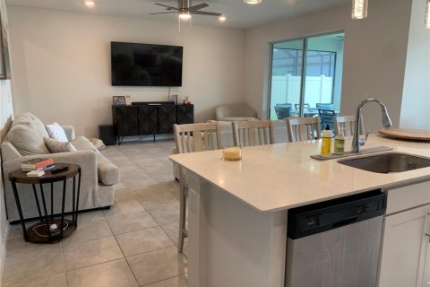 House in Land O' Lakes, Florida 5 bedrooms, 242.94 sq.m. № 2428886 - photo 23
