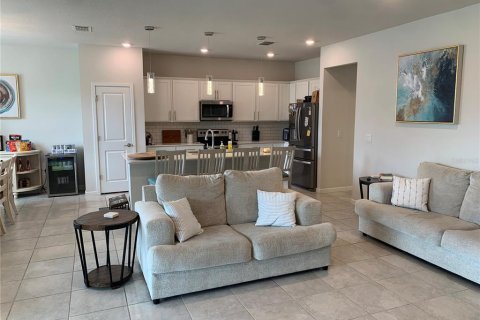 House in Land O' Lakes, Florida 5 bedrooms, 242.94 sq.m. № 2428886 - photo 21