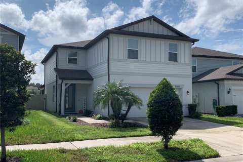 House in Land O' Lakes, Florida 5 bedrooms, 242.94 sq.m. № 2428886 - photo 4