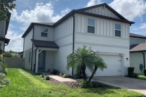 House in Land O' Lakes, Florida 5 bedrooms, 242.94 sq.m. № 2428886 - photo 3