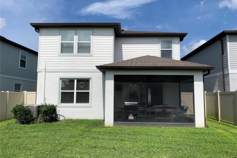 House in Land O' Lakes, Florida 5 bedrooms, 242.94 sq.m. № 2428886 - photo 6