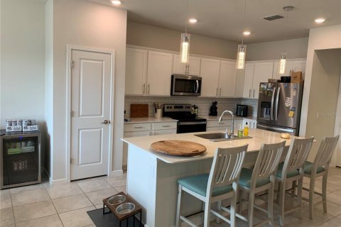 House in Land O' Lakes, Florida 5 bedrooms, 242.94 sq.m. № 2428886 - photo 17