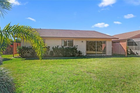 Villa ou maison à vendre à Fort Myers, Floride: 3 chambres, 135.27 m2 № 2207108 - photo 4