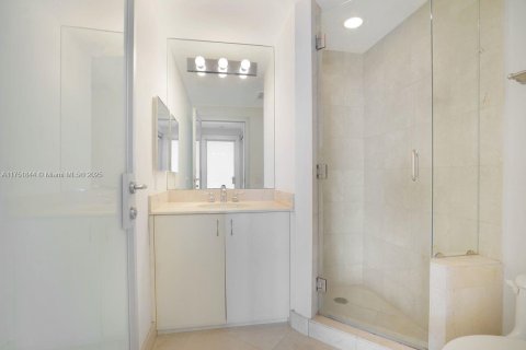 Condominio en venta en Miami Beach, Florida, 2 dormitorios, 129.32 m2 № 1748769 - foto 19