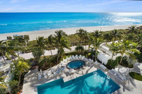 Condominio en venta en Miami Beach, Florida, 2 dormitorios, 129.32 m2 № 1748769 - foto 29