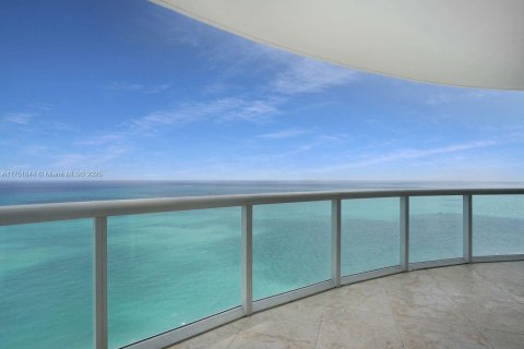 Condominio en venta en Miami Beach, Florida, 2 dormitorios, 129.32 m2 № 1748769 - foto 6