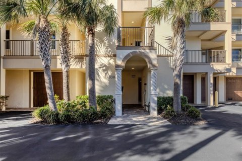 Condo in Venice, Florida, 2 bedrooms  № 1539259 - photo 1