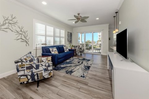 Condo in Venice, Florida, 2 bedrooms  № 1539259 - photo 17
