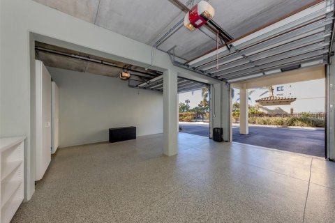 Condo in Venice, Florida, 2 bedrooms  № 1539259 - photo 8