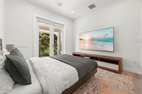 Villa ou maison à vendre à Palmetto Bay, Floride: 8 chambres, 755.2 m2 № 1980441 - photo 28