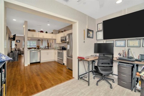 Touwnhouse à vendre à Oldsmar, Floride: 2 chambres, 103.12 m2 № 1791636 - photo 19