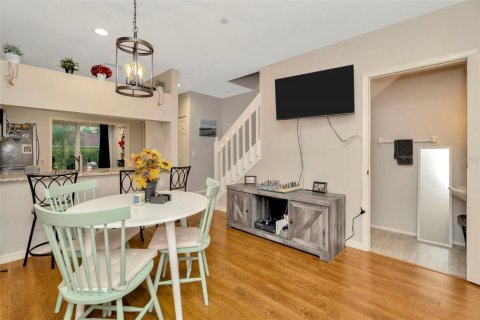 Touwnhouse à vendre à Oldsmar, Floride: 2 chambres, 103.12 m2 № 1791636 - photo 9