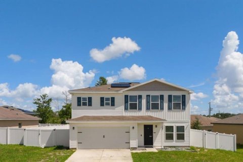 Casa en Poinciana, Florida 4 dormitorios, 175.03 m2 № 2379158