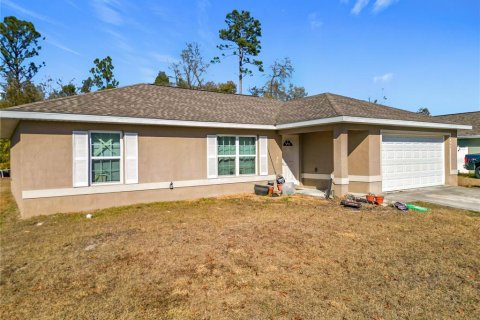 Casa en Ocala, Florida 3 dormitorios, 123.28 m2 № 2107567