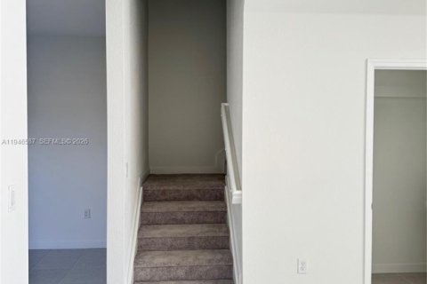 Townhouse in Miami, Florida 3 bedrooms № 2002820 - photo 17