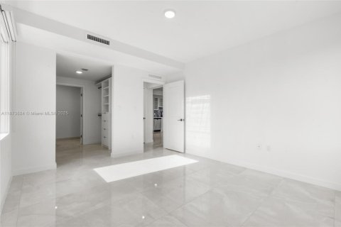 Condo in Homestead, Florida, 3 bedrooms  № 1923517 - photo 9