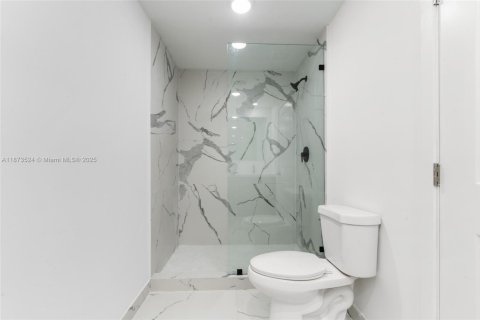 Condo in Homestead, Florida, 3 bedrooms  № 1923517 - photo 12